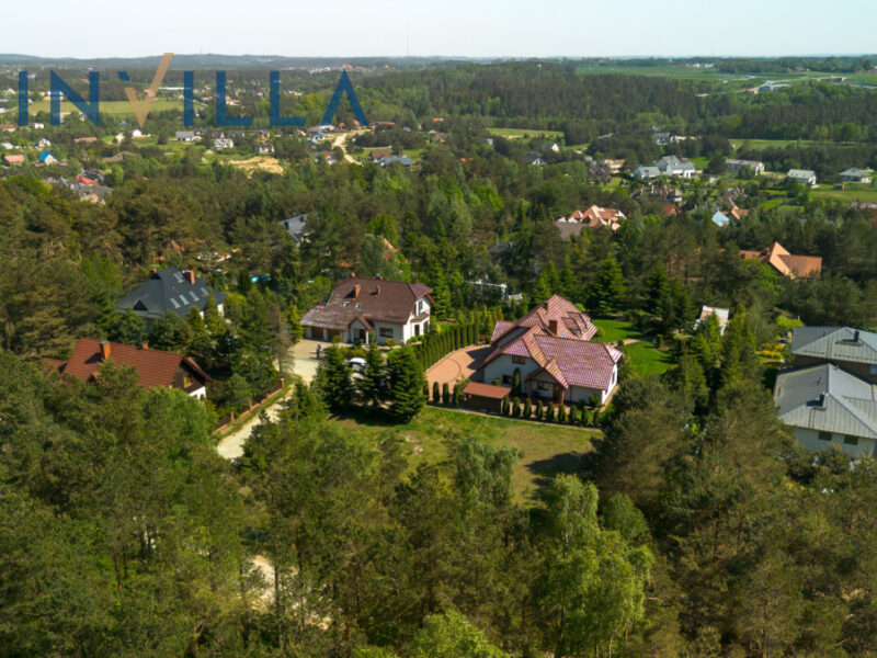 Piękna willa w otoczeniu lasu – Dom na sprzedaż, Koleczkowo, 330.00 m2, IN273138