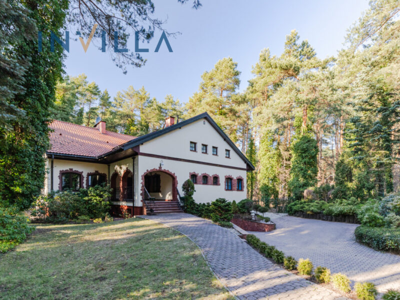 Dom pod przedszkole, dom opieki, dla rodziny, las – Dom na wynajem, Magdalenka, 800.00 m2, IN201029