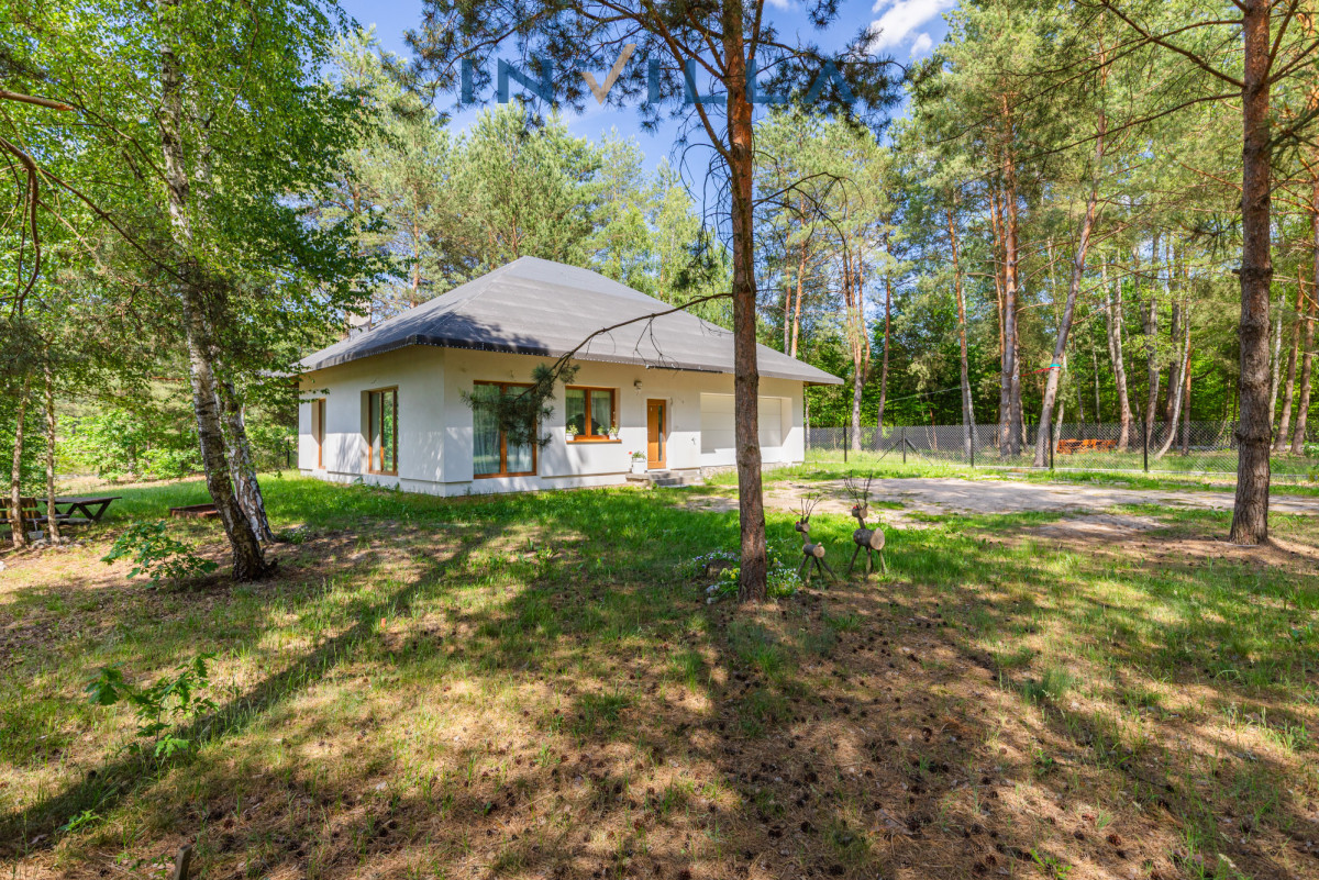 Dom w&nbsp;lesie z&nbsp;dużą działką, blisko trasy S17 – Dom na sprzedaż, Duchnów, 126.00 m2, IN425091