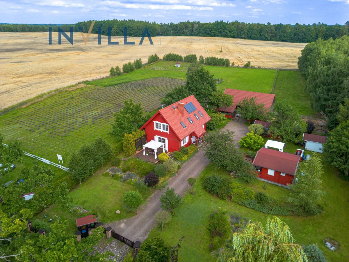 Urokliwe siedlisko w&nbsp;malowniczej okolicy – Dom na sprzedaż, Radziejewo, 186.36 m2, IN479081