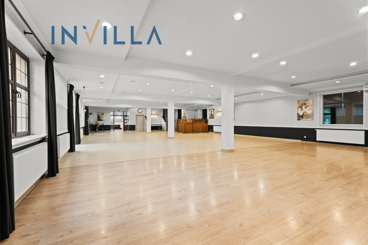 Commercial space for rent, Pszczółki, 550.00 m2, IN693744